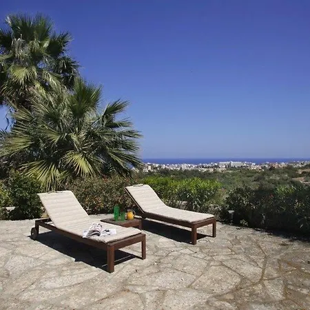 You And Your Family Can Rent A Luxury 33 * Protaras